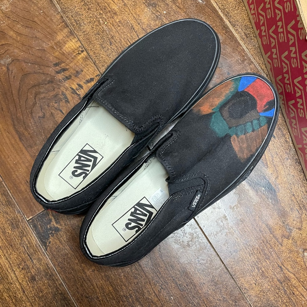 Black Vans Slip-on Shoes